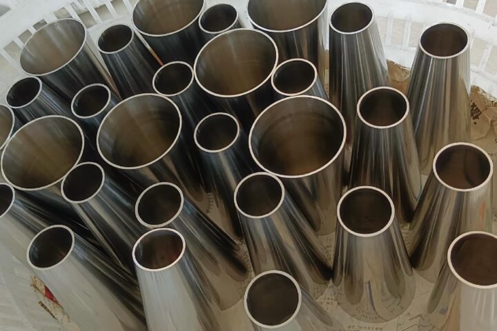 Côn thu vi sinh inox chụp tại kho số lượng lớn