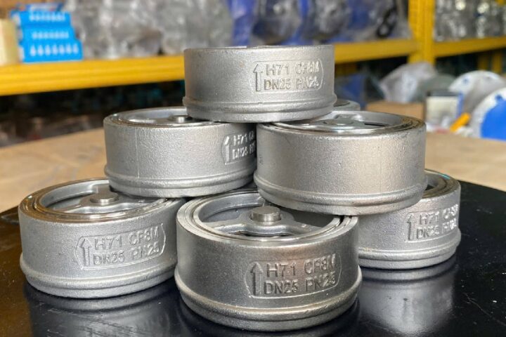 van một chiều inox đa dạng chủng loại