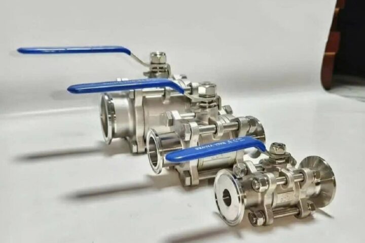 Van bi vi sinh inox chụp mẫu tại kho
