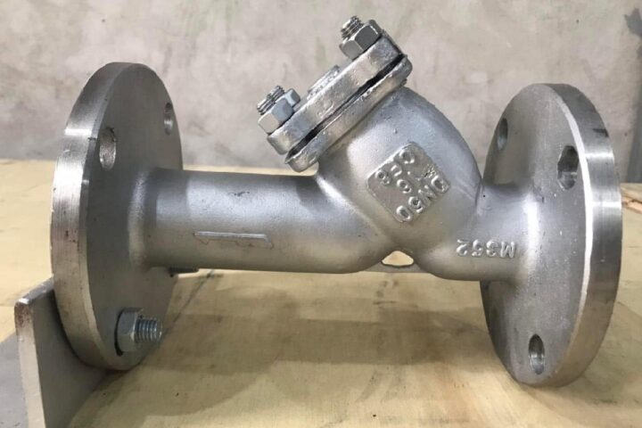 Y lọc inox nối mặt bích chụp rõ chi tiết, thực tế